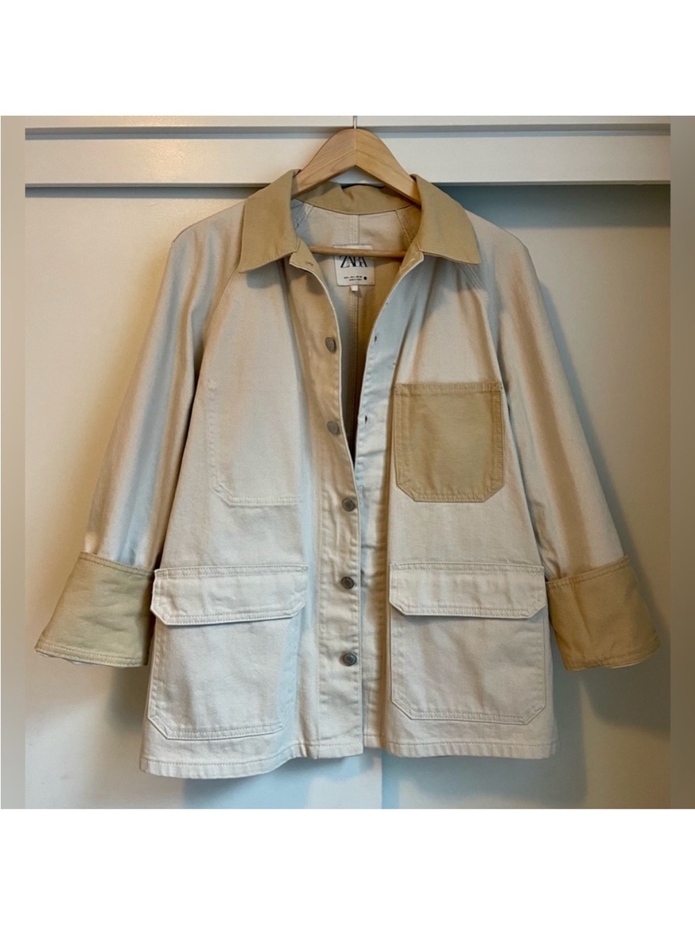 Zara Two-Tone Utility Jacket in Cream and Tan